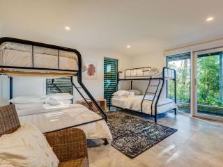 Aqua Pure at Hyams Beach - 1