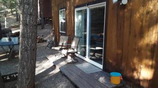 Winterfell Inn - No Xtra Fees, Dogs OK, King & Queen Suites - Arnold - 1