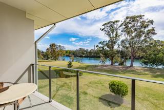 Macquarie 4 Star - Warners Bay - 8