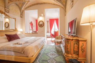 Corte Realdi Suites Piazza Erbe - Verona - 5