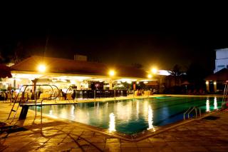 Ramada Plaza by Wyndham Karachi Airport Hotel - 2