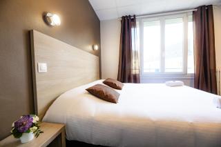 Logis Hotel Du Chateau - Caen - 2