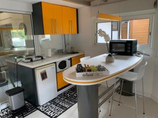 Bungalow et jacuzzi privatifs - La Possession - 2