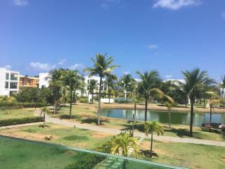 Apartamento em Condominio de Luxo - Iberostar- Praia Do Forte - Praia do Forte - 0