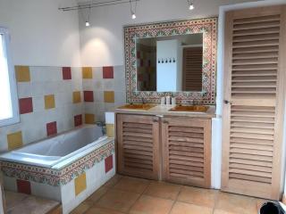Lush Holiday Home with Private Pool - Pougnadoresse - 4