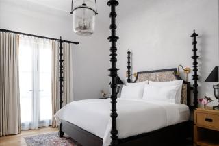 Commodore Perry Estate, Auberge Collection - 9