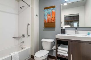 MainStay Suites Waukee-West Des Moines - 2