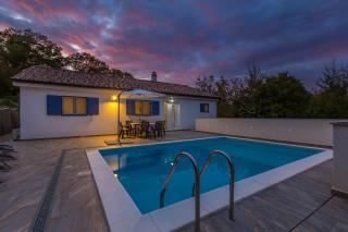 Holiday house TRANQUILLITY - Gabonjin - 0