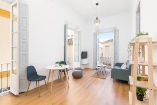 Suite Homes Apartamentos Plaza de la Merced - Malaga - 8