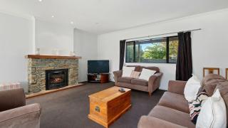 Meadowstone Family Retreat - Wanaka Holiday Home - Wanaka - 7