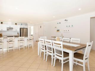 Coastaway I Pet Friendly I 3 Min Walk to Beach - Culburra Beach - 4