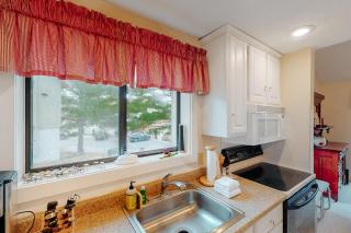 Bromley Village - Clovers 767A - Peru - 5