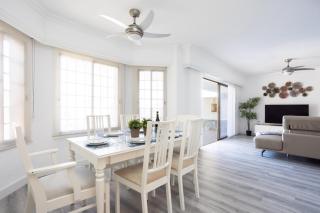 GIGANTES Oasis Deluxe by Sunkeyrents - 5