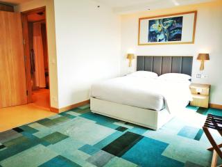 Holiday Inn Bengaluru Racecourse by IHG - Bangalore - 6