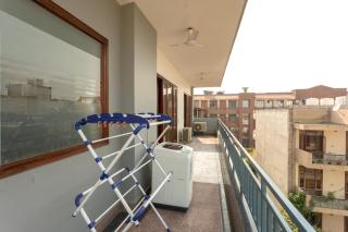 2BR private Serviced Apartments near Artemis, Medanta, Fortis Gurgaon with longstay facility - 3