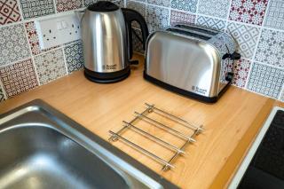 ☆Bright Apartment, Near University + City Centre☆ - 6