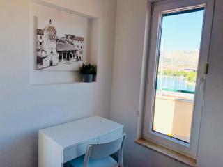 Mentha Apartments Trogir - Trogir - 1