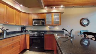 3BR | Greystone Lodge | Ski In / Out | Pool & Hot Tub | Epic Location - 5