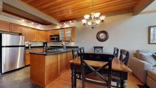 3BR | Greystone Lodge | Ski In / Out | Pool & Hot Tub | Epic Location - 6