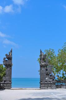 The Open House Jimbaran Bali - Jimbaran - 6