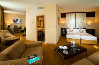 Radisson RED Madrid - Madrid - 5