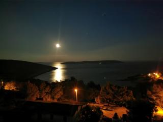 Sunrise Apartments - Vis - 3