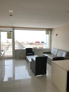 Modern studio with sleeping area offering stunning frontal sea view T38 - Oostende - 0