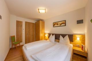 Hotel Garni Angerer - Lutago - 2