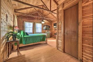 Rustic Canyon Lake Cabins with Hot Tub on about 3 Acres - Canyon Lake - 1