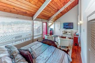 Beautiful Briny Retreat - Newport - 1