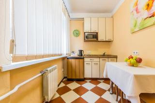 2к квартира біля Олімпійського, Центр - Kiev - 1