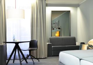 Holiday Inn Lübeck by IHG - Lübeck - 9