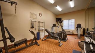 Best Western Plus San Antonio East Inn & Suites - San Antonio - 6