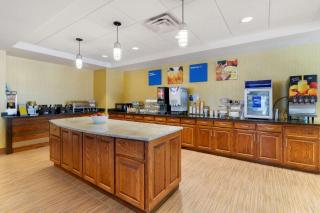 Sonesta Essential Minot - 6