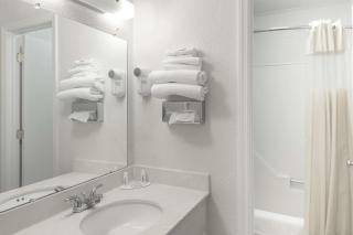 Econo Lodge Cherry Point - 6