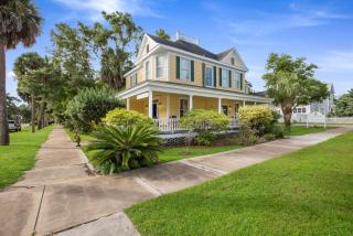Coombs Inn & Suites - Apalachicola - 0