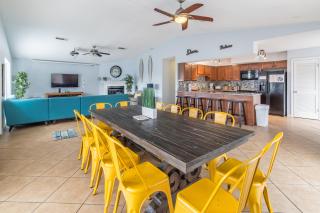 Zula Beach Vacation Home, Sleeps 16, Private Heated Pool, 4min Walk To The Beach, Pets Welcome, Fenced Yard - Destin - 1