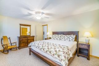 Red Pine Retreat - 1