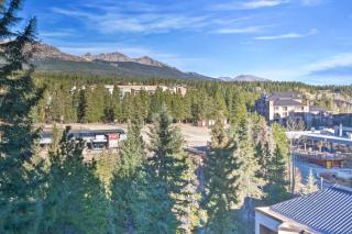 Walk to Ski Lift Mtn-View Condo in Breckenridge - 8