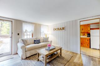 Cape Cod Beach Cottage - Dennis - 8