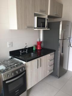 LINDO APARTAMENTO NA QUADRA DA PRAIA EM SANTOS - 8