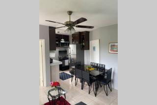 Pond View Apartment - Pamphret - 6