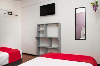 Hotel Allende 104 - 1