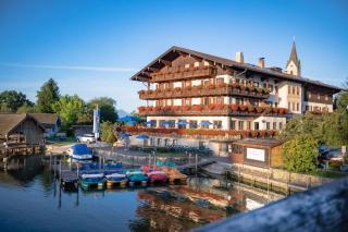 SeeHotel Wassermann - Seebruck - 0