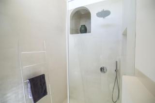 Elegant Santorini Villa Villa Spyros Villa Demi Private Hot Tub Air Conditioning 2 Bedroom - Oia - 3