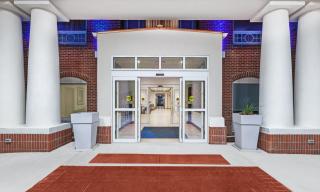 Holiday Inn Express & Suites Baton Rouge East by IHG - Baton Rouge - 2