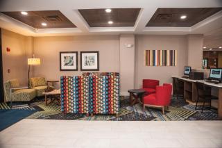 Holiday Inn Express Hotel & Suites Norfolk by IHG - Norfolk - 4