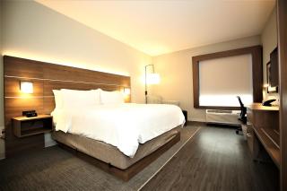Holiday Inn Express & Suites - Charlotte - South End by IHG - Charlotte - 8