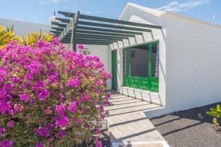 Bandama 14! 2 Bedroom Newly Renovated Bungalow, Los Pocillos, Puerto Del Carmen. - 9
