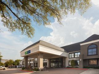 Holiday Inn Express Hotel & Suites Irving DFW Airport North by IHG - Irving - 1